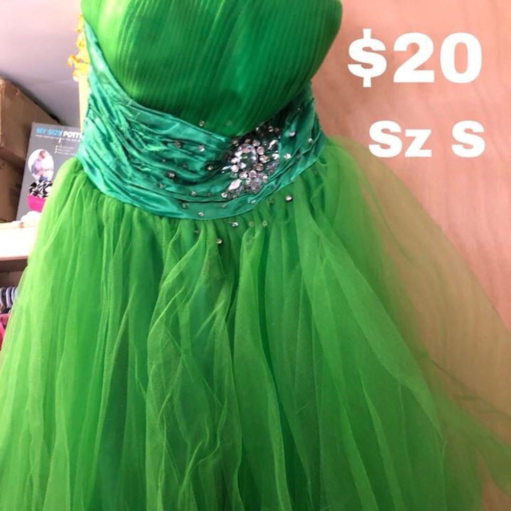 Green homecoming dress